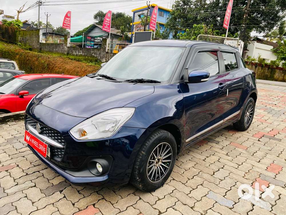 Maruti Suzuki Swift Vxi + Manual, 2022, Petrol