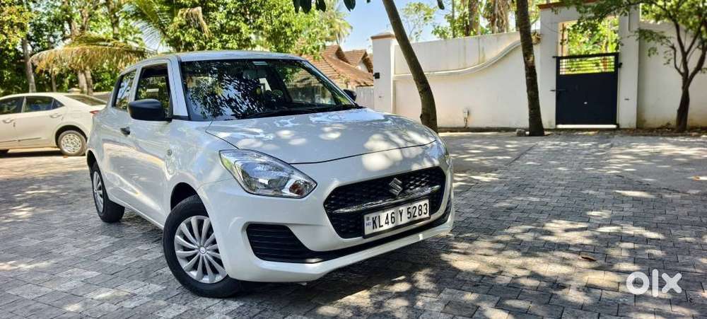 Maruti Suzuki Swift Lxi Option, 2023, Petrol