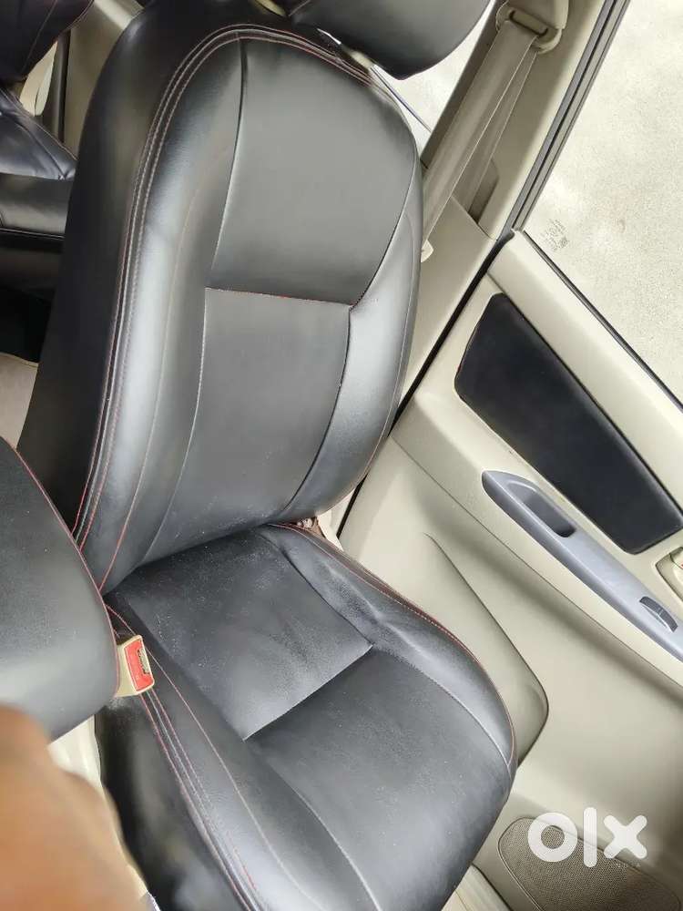 Toyota Innova 2.5 E 2010 Diesel Manual