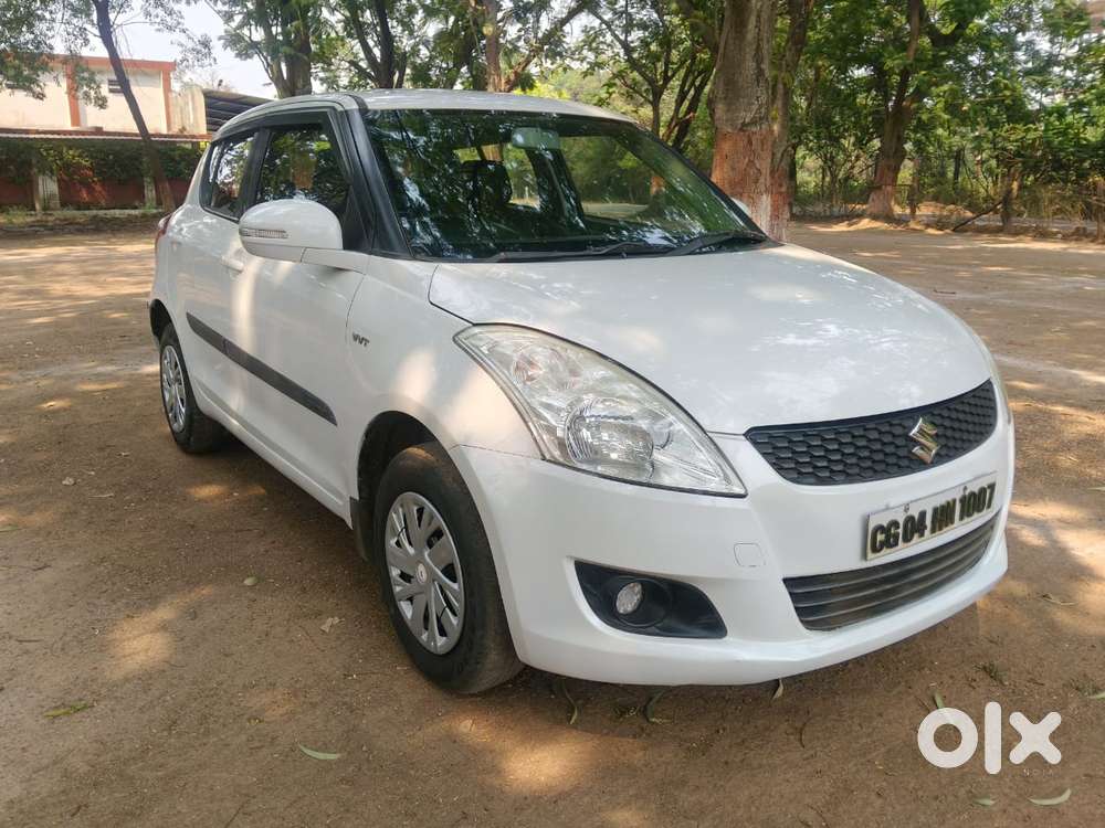 Maruti Suzuki Swift Vxi Abs Bsiv, 2014, Petrol