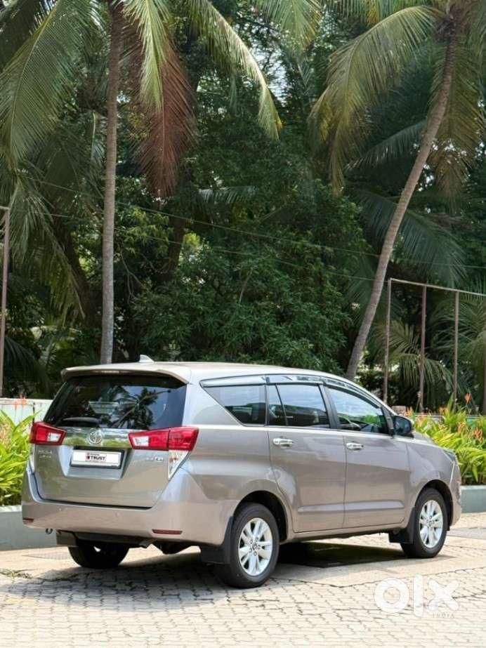 Toyota Innova Crysta 2.4 Gx Mt, 2018, Diesel