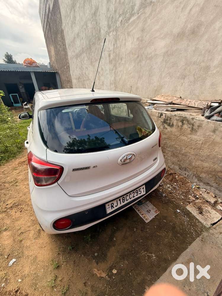 Hyundai Grand I10 Sportz Petrol 2018