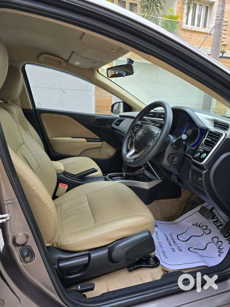 Honda City V At I-vtec, 2016, Petrol