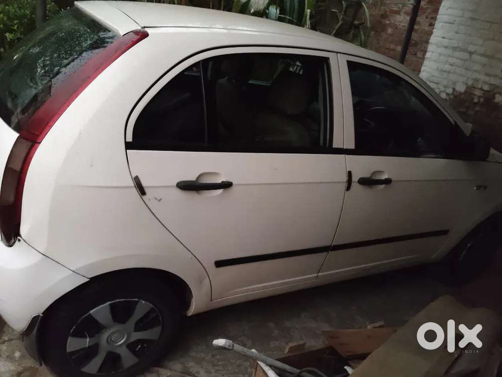 Tata Indica Vista Tdi (2011).