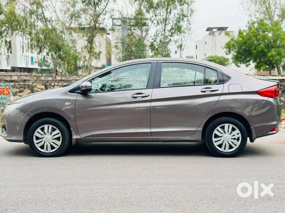 Honda City V Mt, 2015, Cng & Hybrids