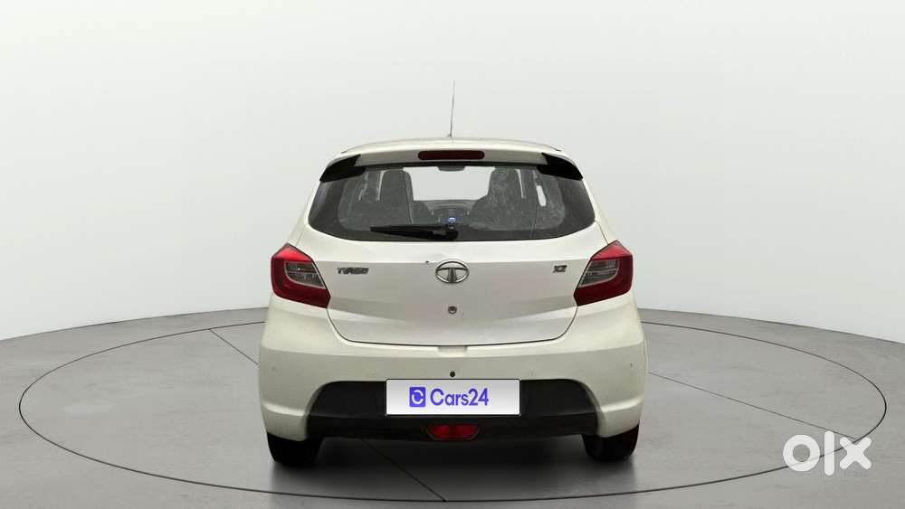 Tata Tiago 1.2 Revotron Xz, 2017, Petrol