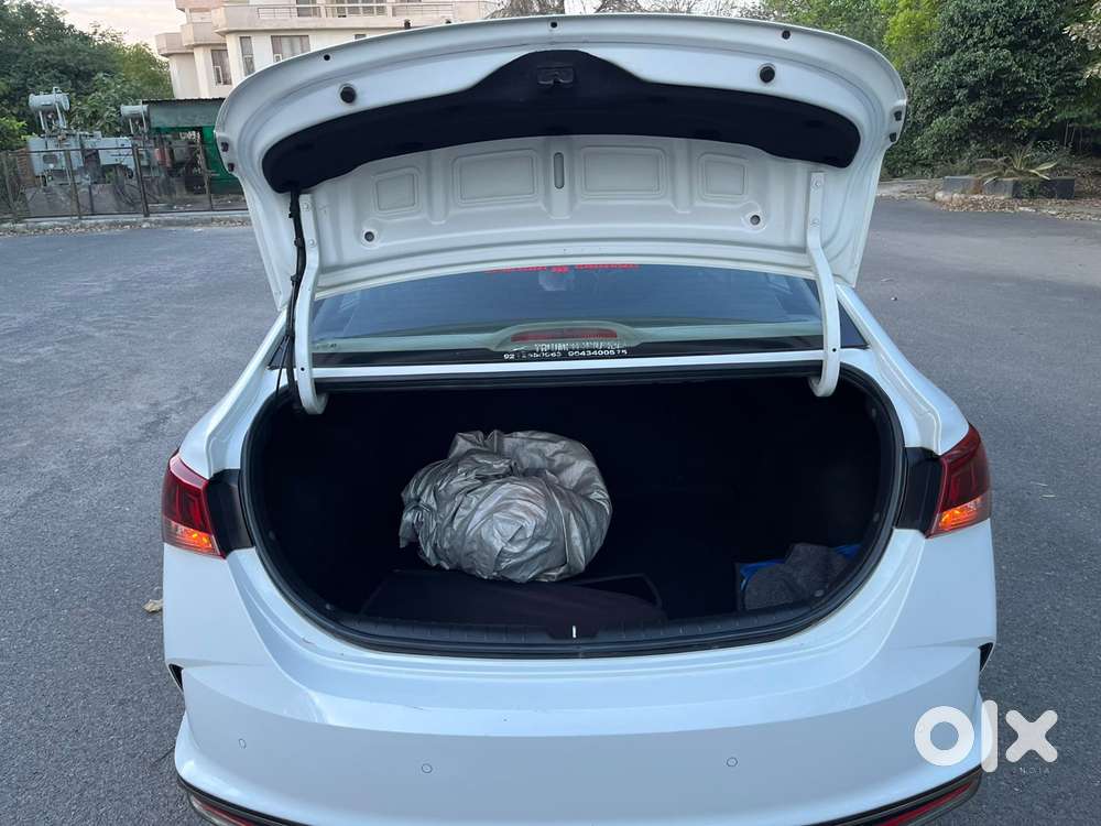 Hyundai Verna 1.5 Sx Diesel Mt, 2022, Diesel