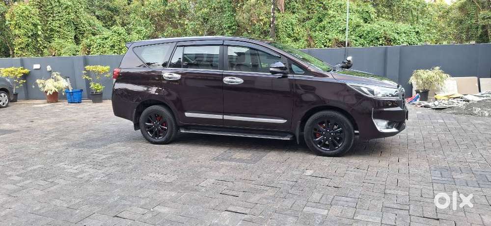 Toyota Innova Crysta