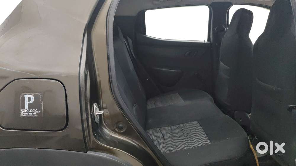 Renault Kwid 1.0 Rxt Amt, 2016, Petrol