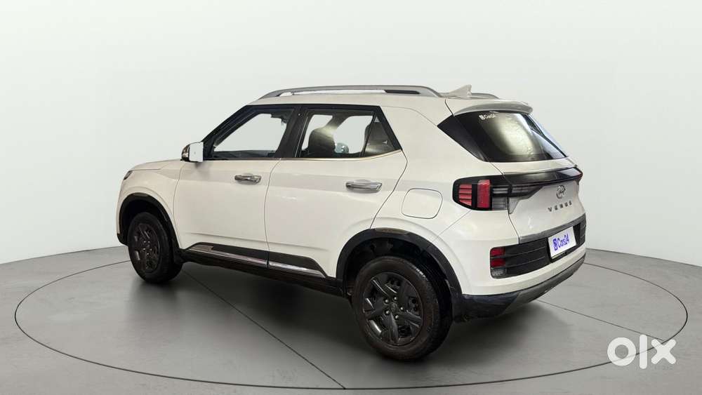 Hyundai Venue 1.2 S (o), 2023, Petrol