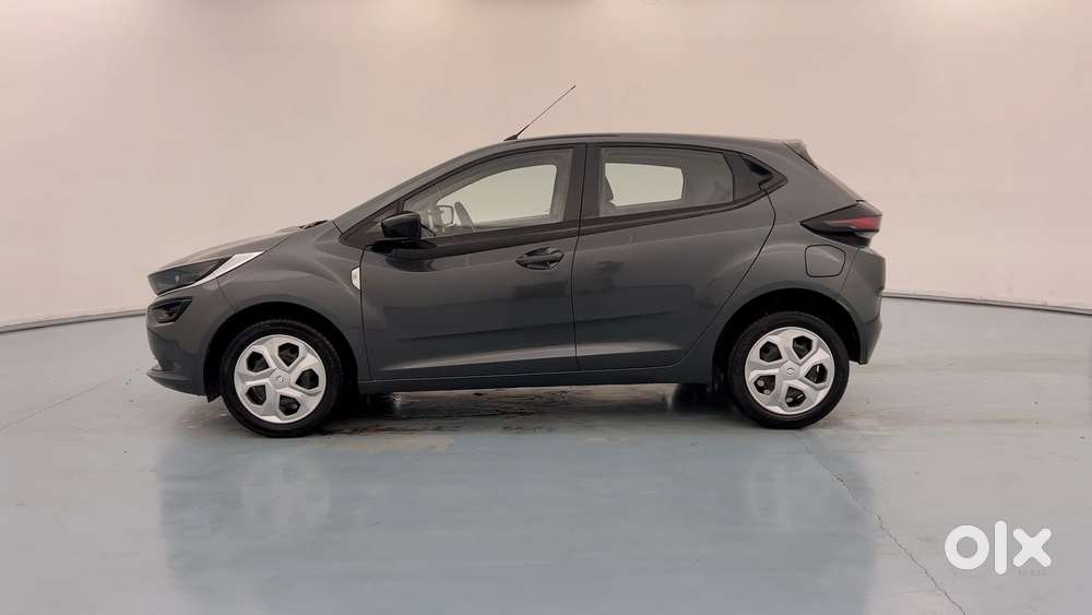 Tata Altroz 1.2 Xm Plus, 2022, Petrol