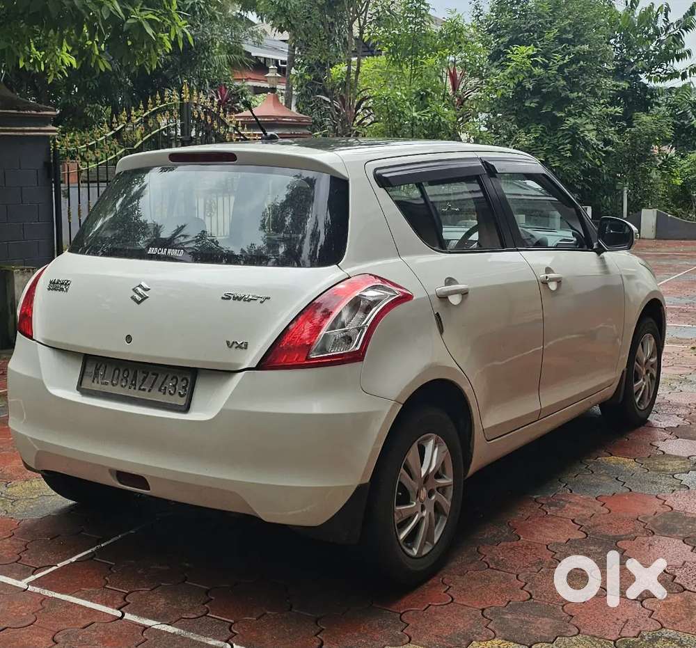 Maruti Suzuki Swift Vxi 2013