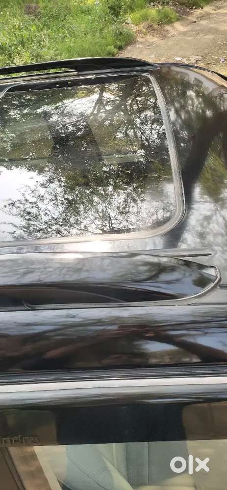 Mahindra Xuv300 W6 Petrol October 2021 Sunroof