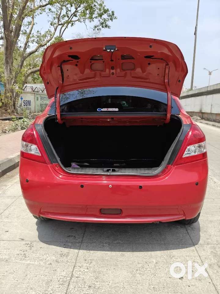 Maruti Suzuki Swift Dzire 1.3 Zxi, 2014, Petrol