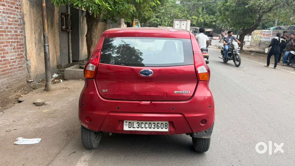 2019 Datsun Redigo 32000 Km Front Glass Is Crack