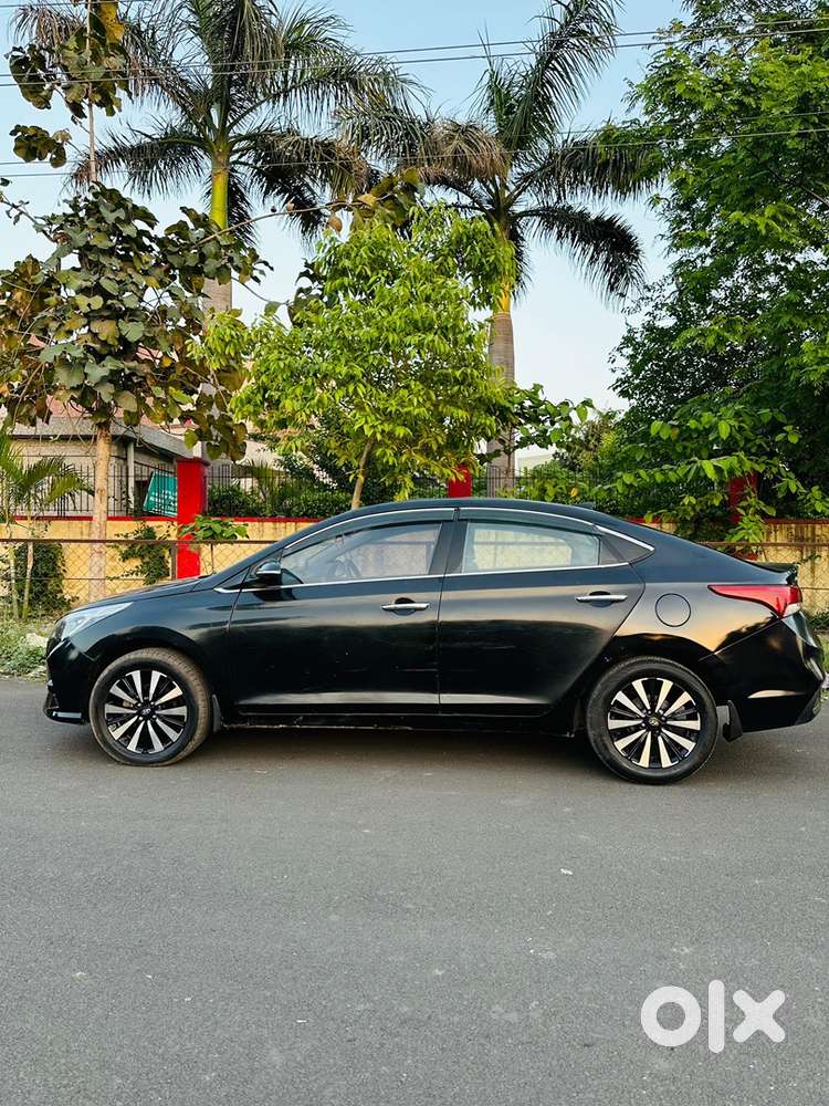 Hyundai Verna Petrol 2019 Automatic 70000 Km