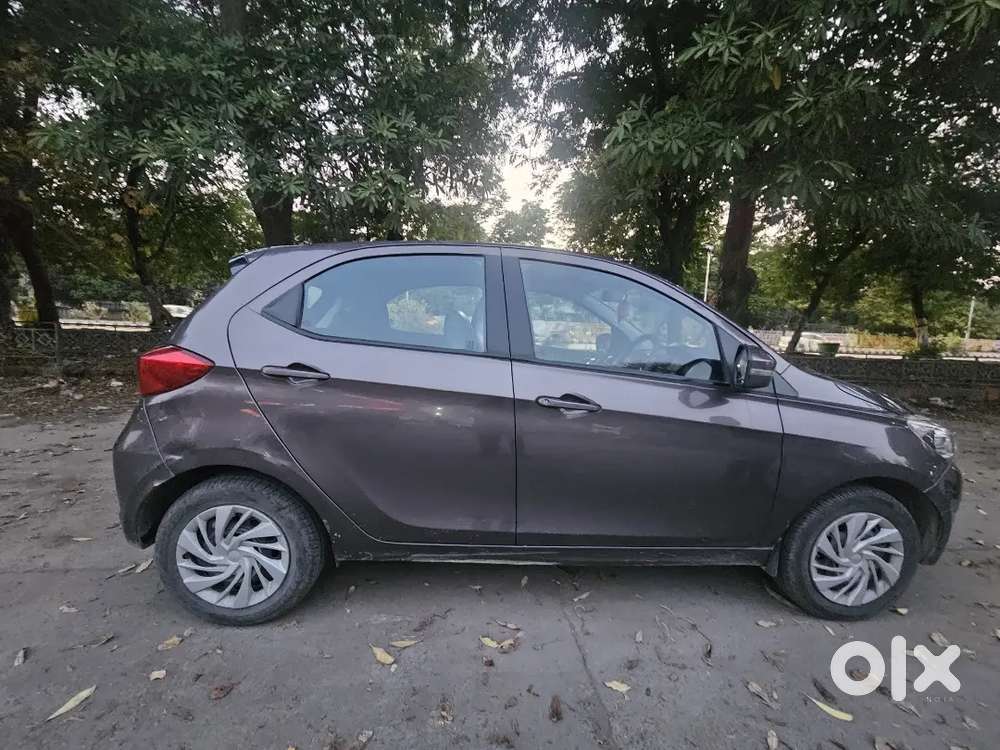 Tata Tiago 2017 Petrol Well Maintained