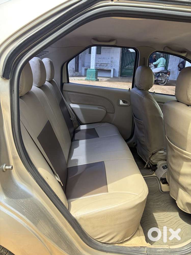 Mahindra Verito 1.5 D6, 2012, Diesel