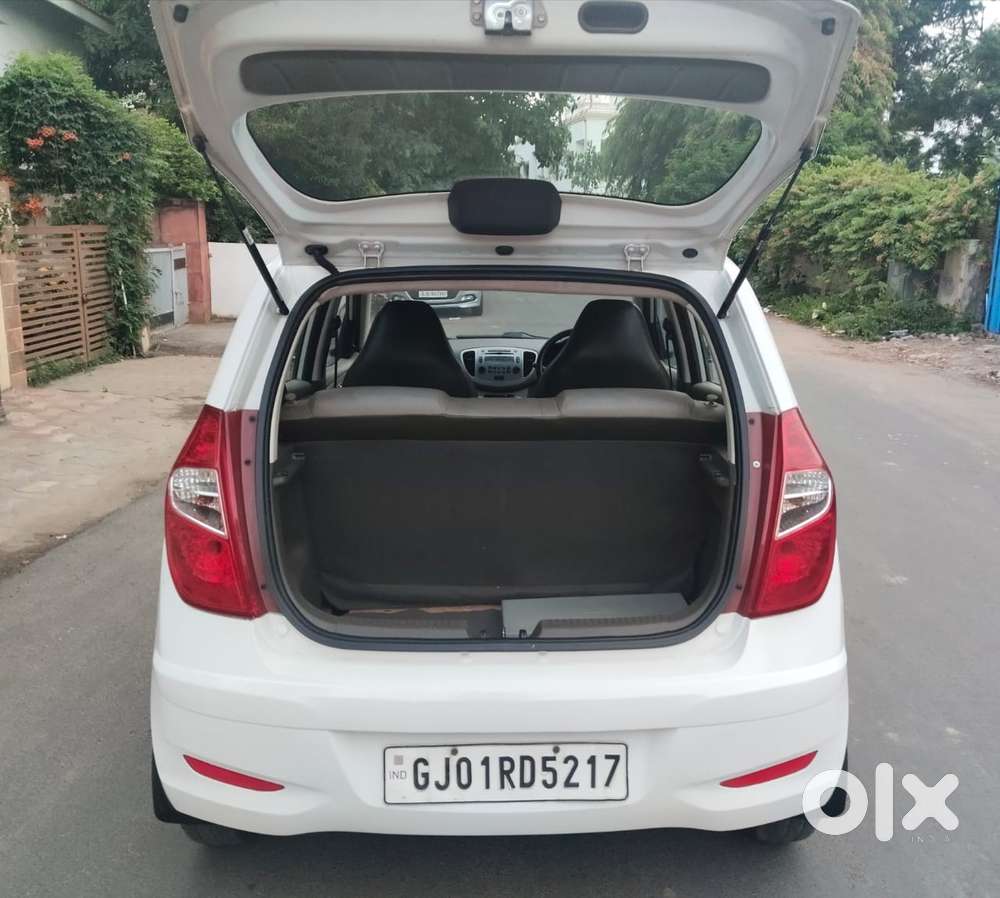 Hyundai I10 Sportz 1.1l, 2013, Petrol