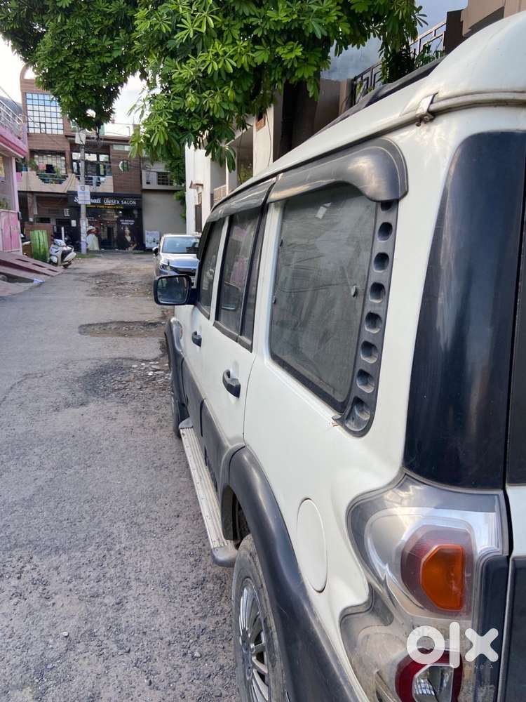 Urgent Sale: [scorpio S2 2015] In Excellent Running Condition