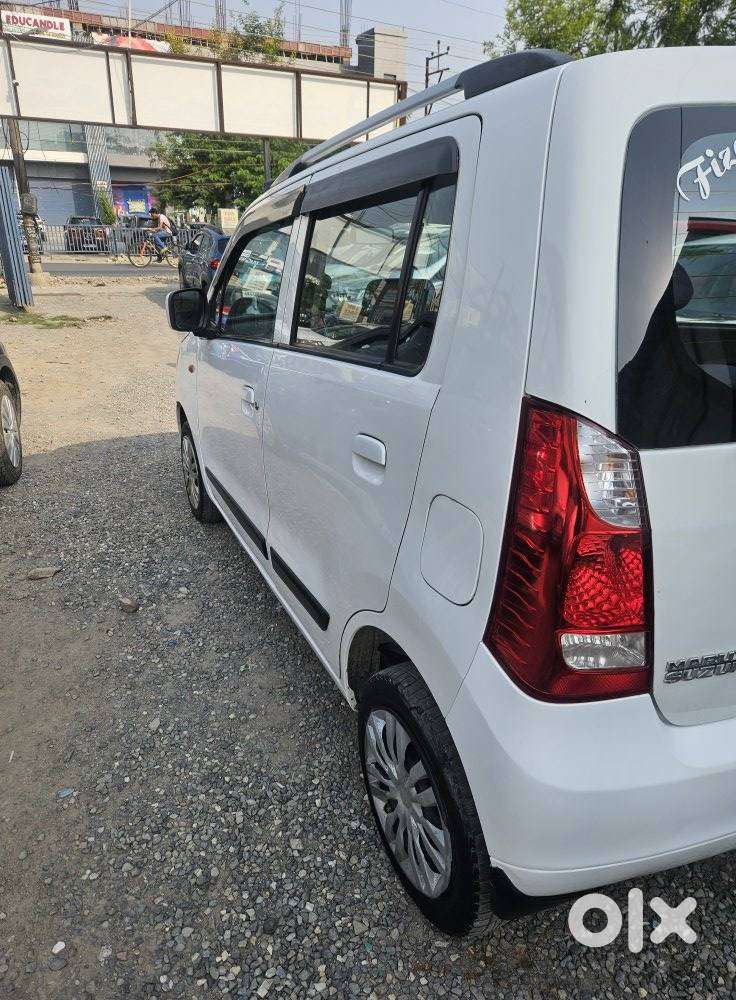 Maruti Suzuki Wagon R Vxi Optional, 2016, Petrol