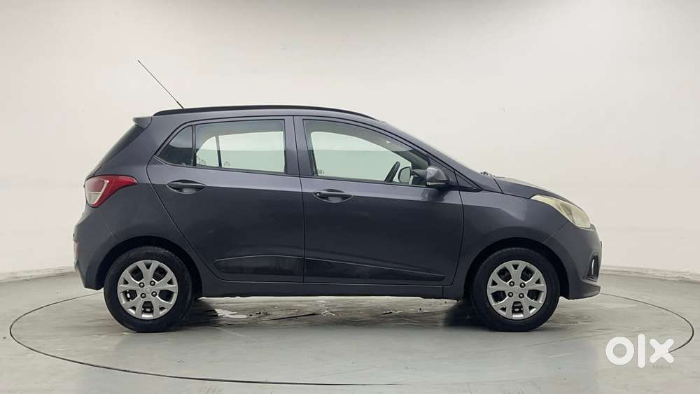 Hyundai Grand I10 [ ] 1.2 Kappa Vtvt Sportz At, 2015, Petrol
