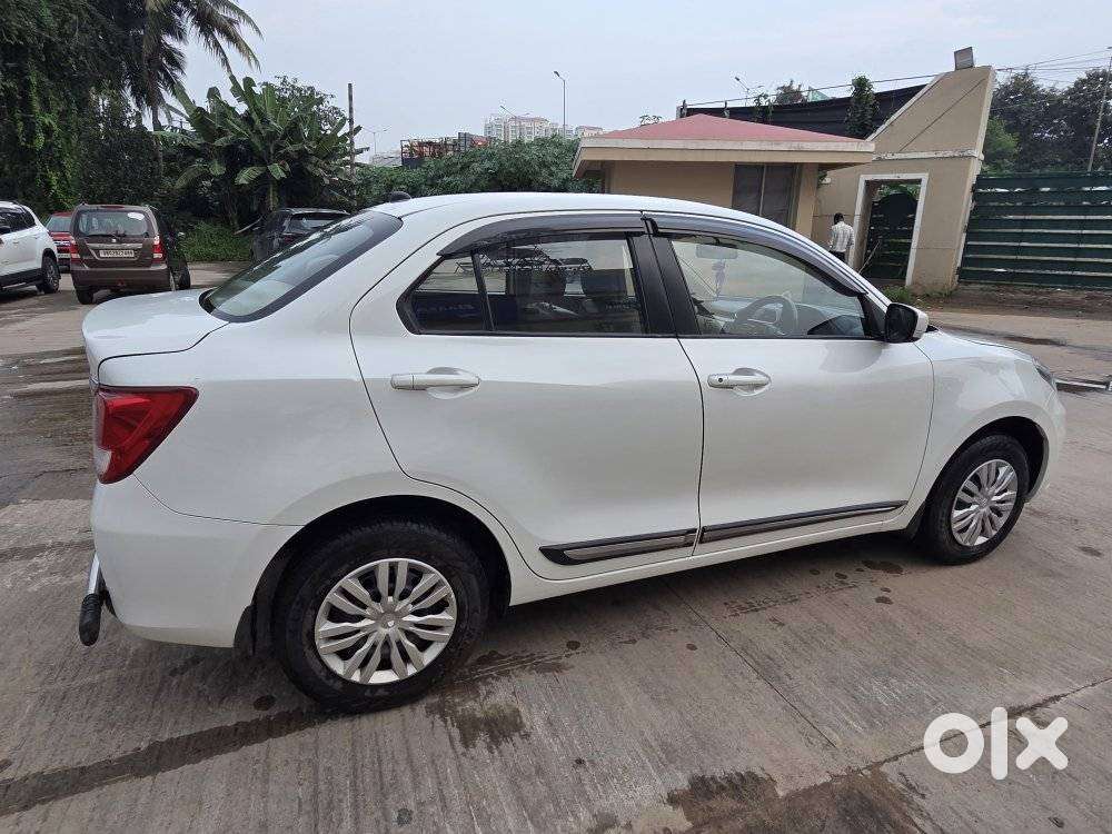 Maruti Suzuki Swift Dzire Vxi Optional, 2025, Petrol