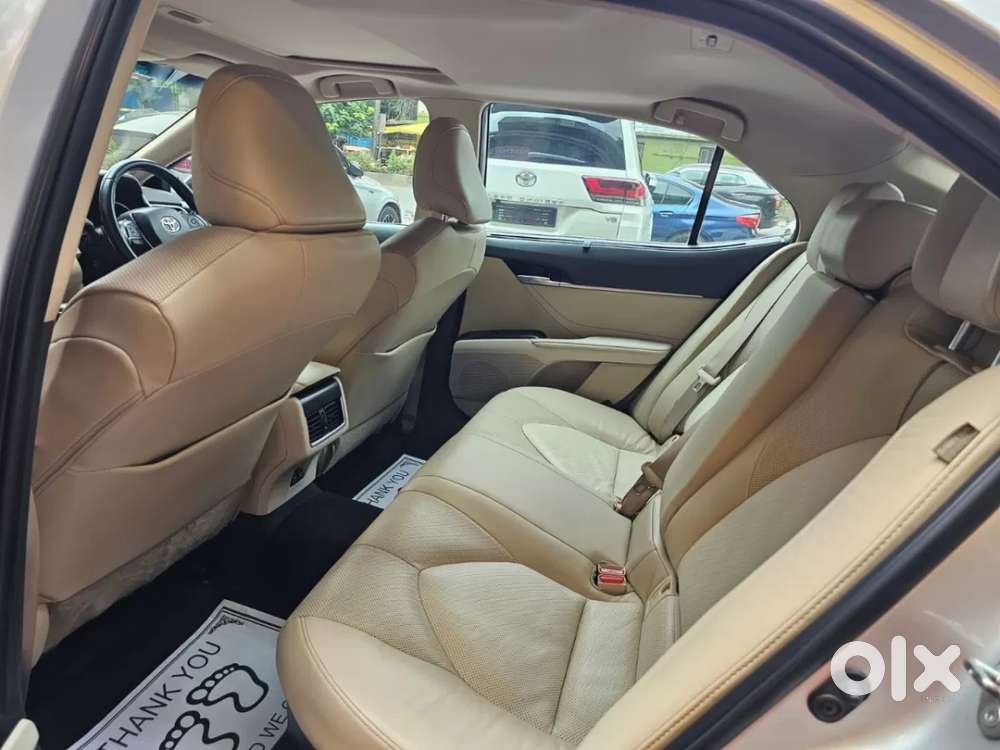 Toyota Camry Hybrid, 2022, Petrol