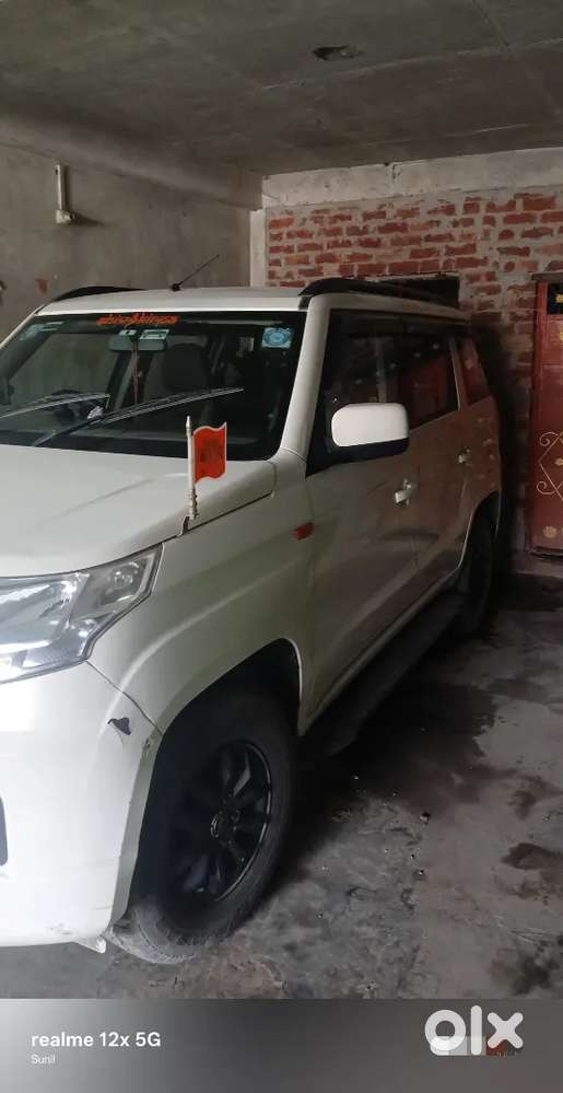 Mahindra Tuv 300 2016 Diesel 80000 Km Driven