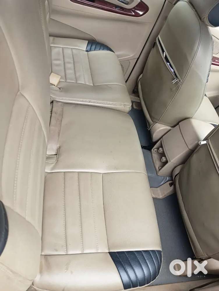 Toyota Innova 2.5 Vx 2006