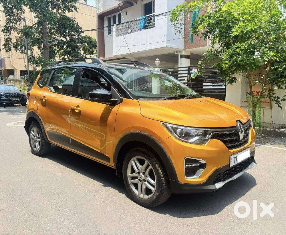 Renault Triber Rxz, 2022, Petrol