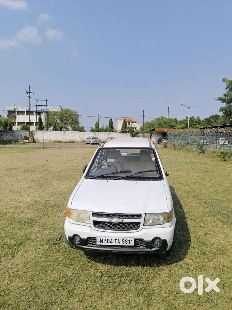 Chevrolet Tavera Neo Ls 7 Seater 2017