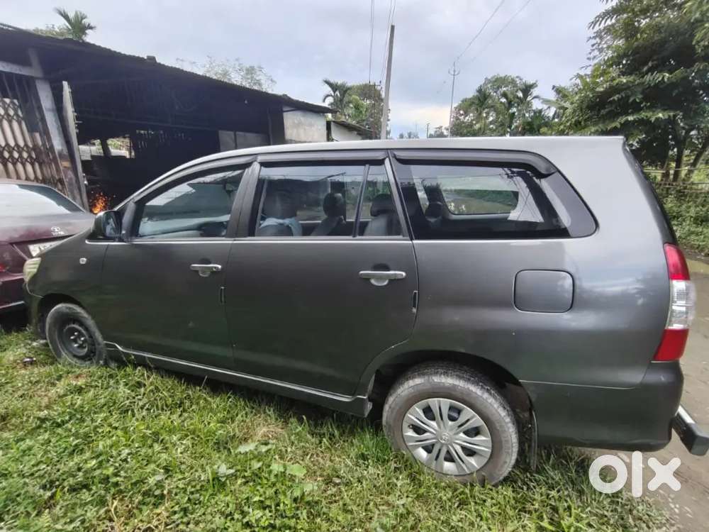 Toyota Innova Diesel Manual 2012 Model