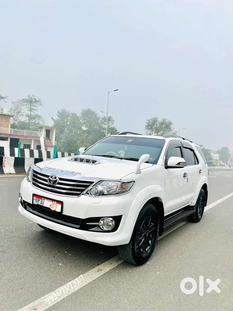 Toyota Fortuner Car 4x2 Mt Diesel Good Condition