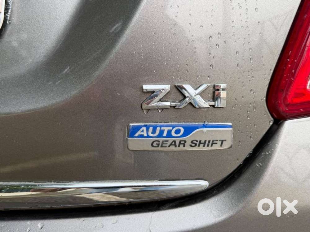 Maruti Suzuki Dzire 1.2 Zxi Amt, 2019, Petrol