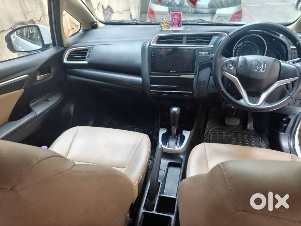 Honda Jazz V Cvt 2017 Petrol Car