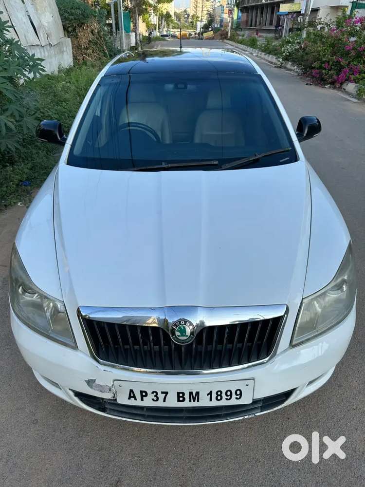 Skoda Laura 2012 Diesel Well Maintained