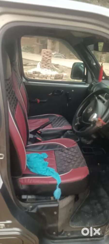 2022 Maruti Suzuki Eeco 7-seater Petrol Manual
