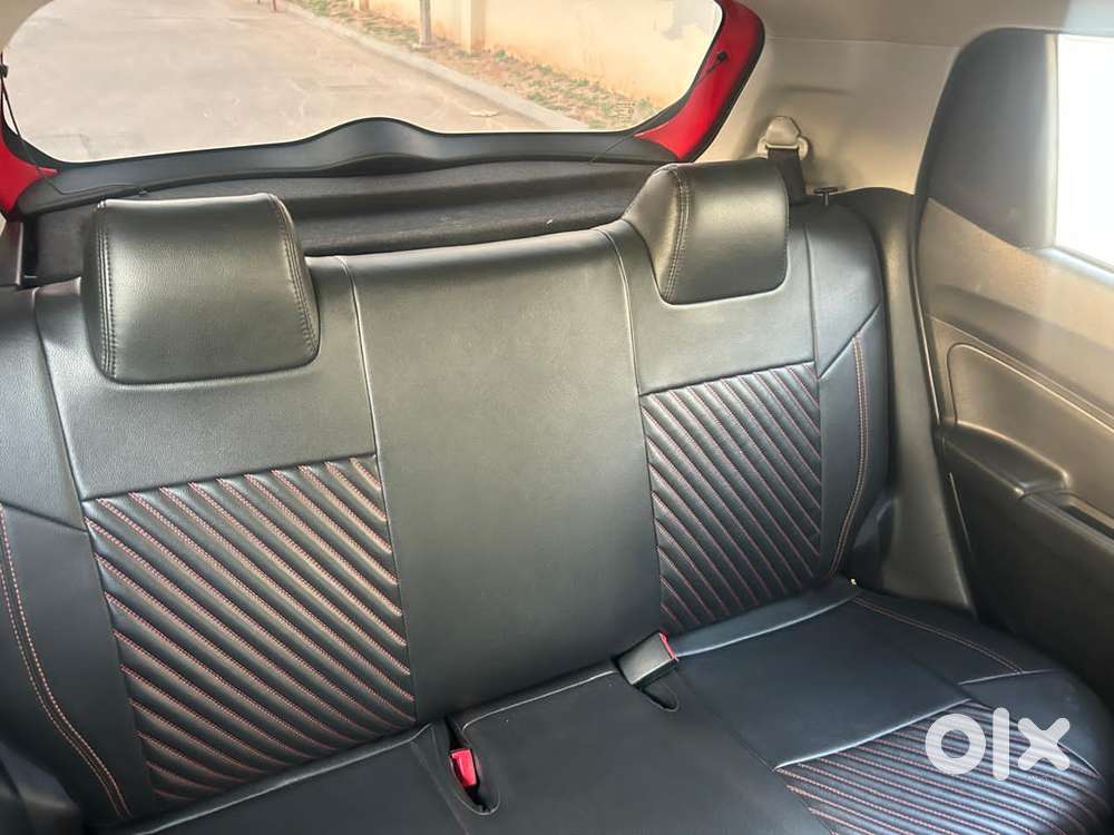 Maruti Suzuki Swift Vxi + Manual, 2022, Petrol