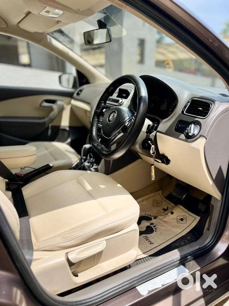 Volkswagen Vento 1.2 Tsi Highline Plus At, 2014, Petrol