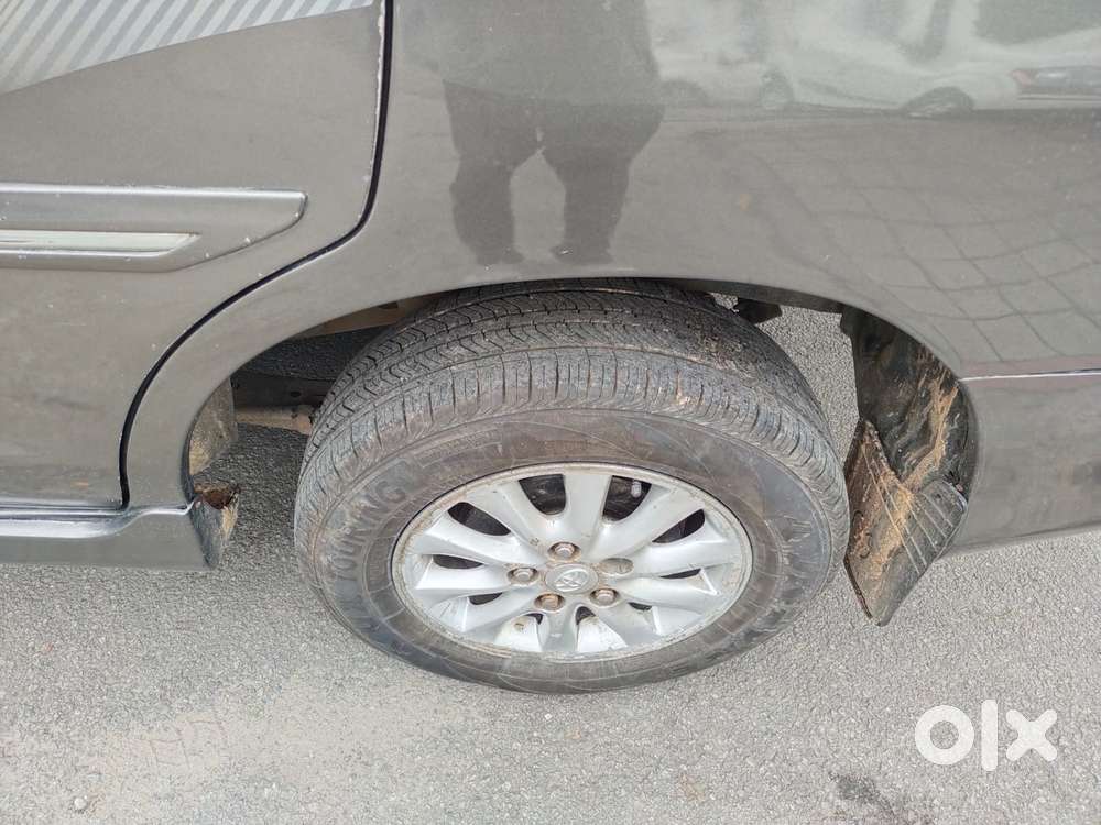 Toyota Innova 2.5 Vx (diesel) 8 Seater, 2012, Diesel