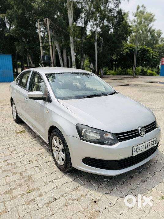 Volkswagen Vento 1.0 Highline Plus, 2014, Petrol