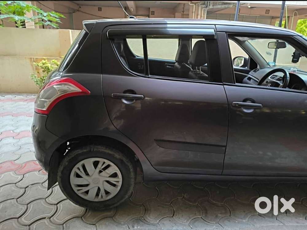 Maruti Suzuki Swift 1.3 Vxi, 2017, Petrol
