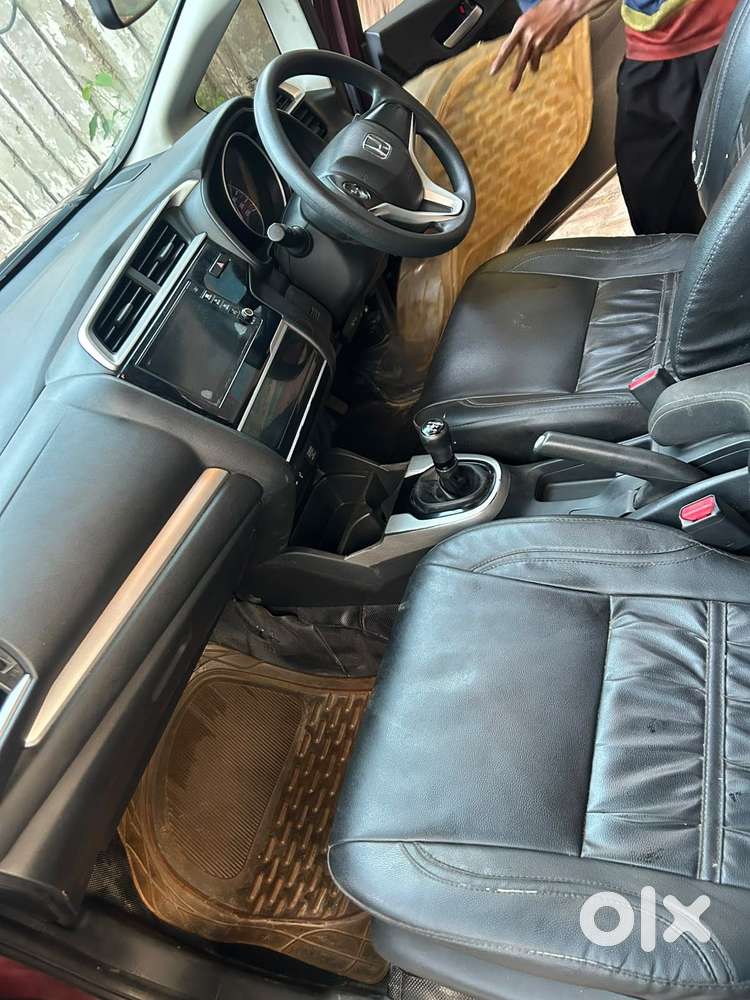 Honda Br-v Style Edition Vx, 2017, Petrol