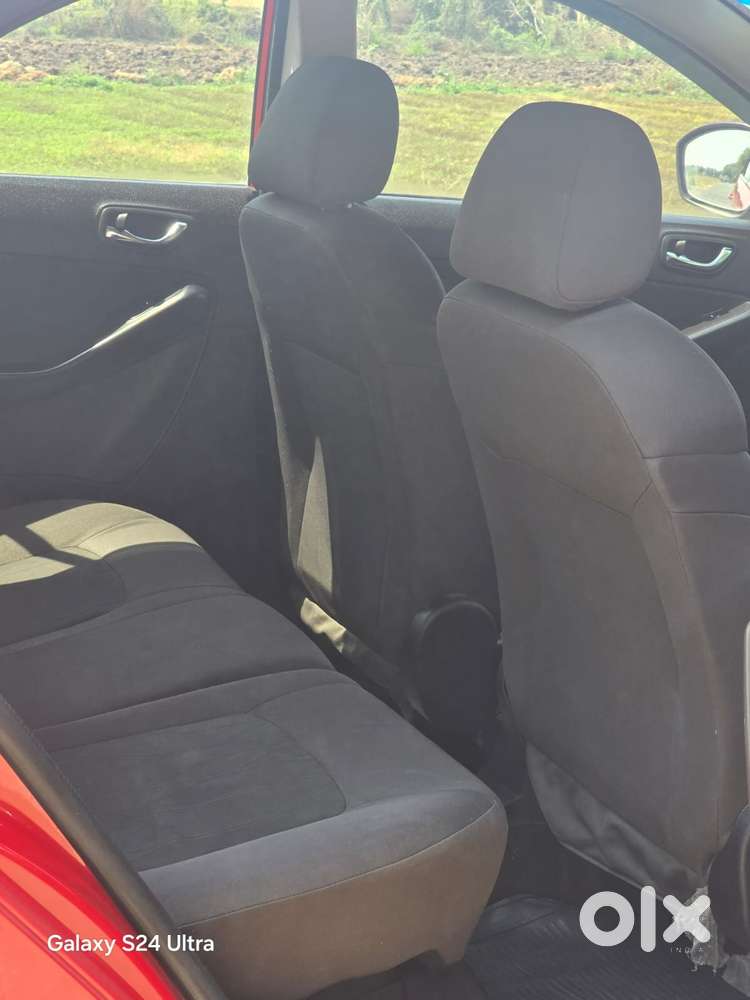 Tata Bolt Revotron Xt, 2015, Petrol