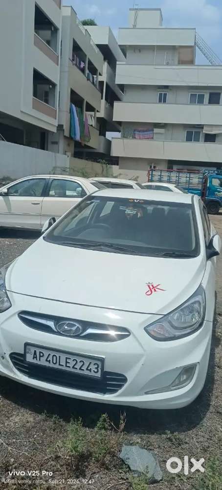 Hyundai Verna Fluidic 2011