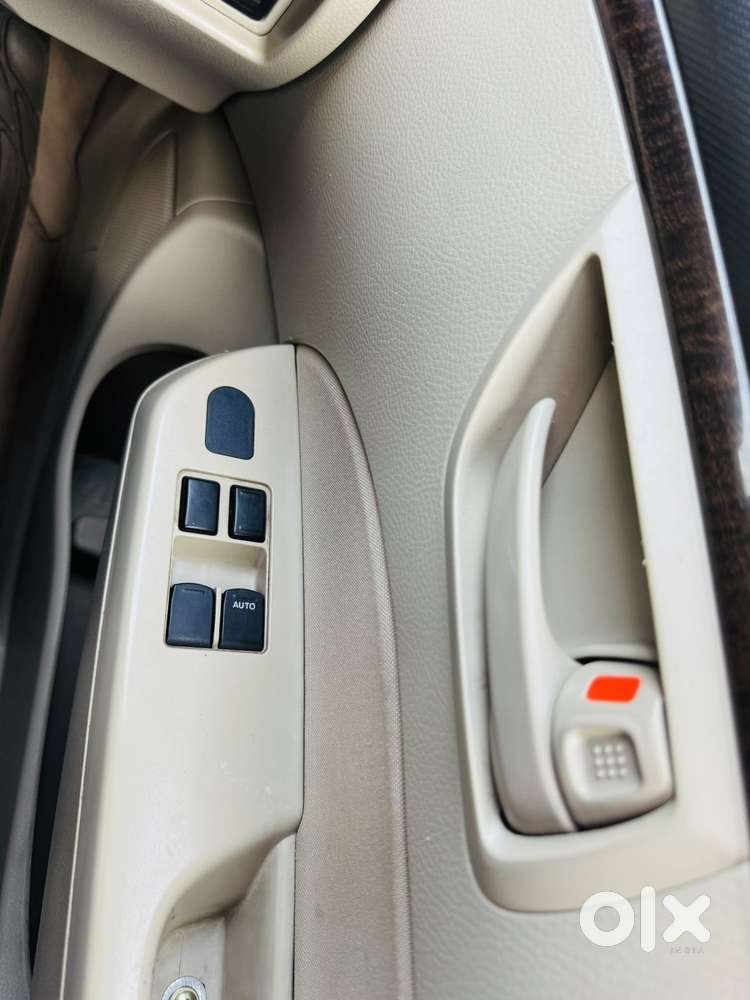 Maruti Suzuki Swift Dzire 1.3 Lxi, 2016, Petrol