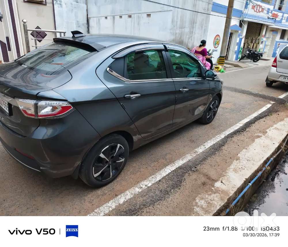 Tata Tigor 2025 Petrol