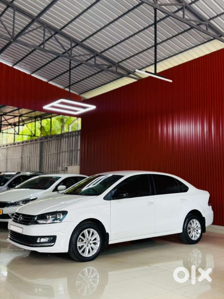 Volkswagen Vento 1.2l Tsi Highline Plus At Petrol, 2017, Petrol