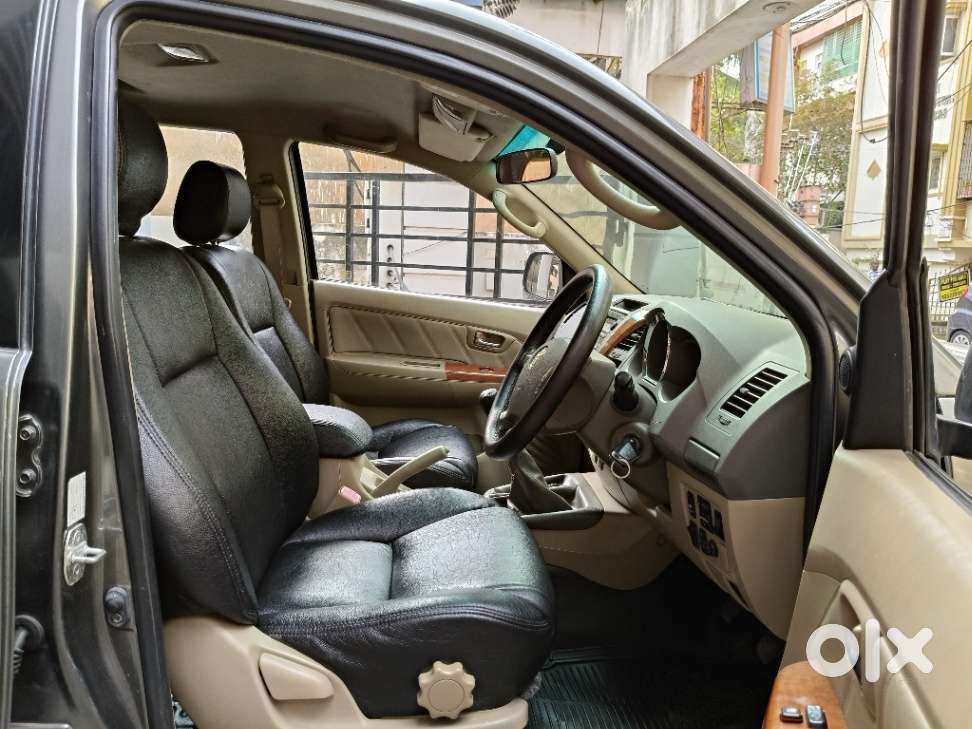 Toyota Fortuner 3.0 4x4 Manual, 2011, Diesel